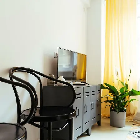 Top Location - Queen Elizabeth Studio Flat Bucarest Esterno foto
