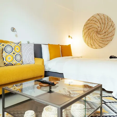 Top Location - Queen Elizabeth Studio Flat Bucarest Esterno foto